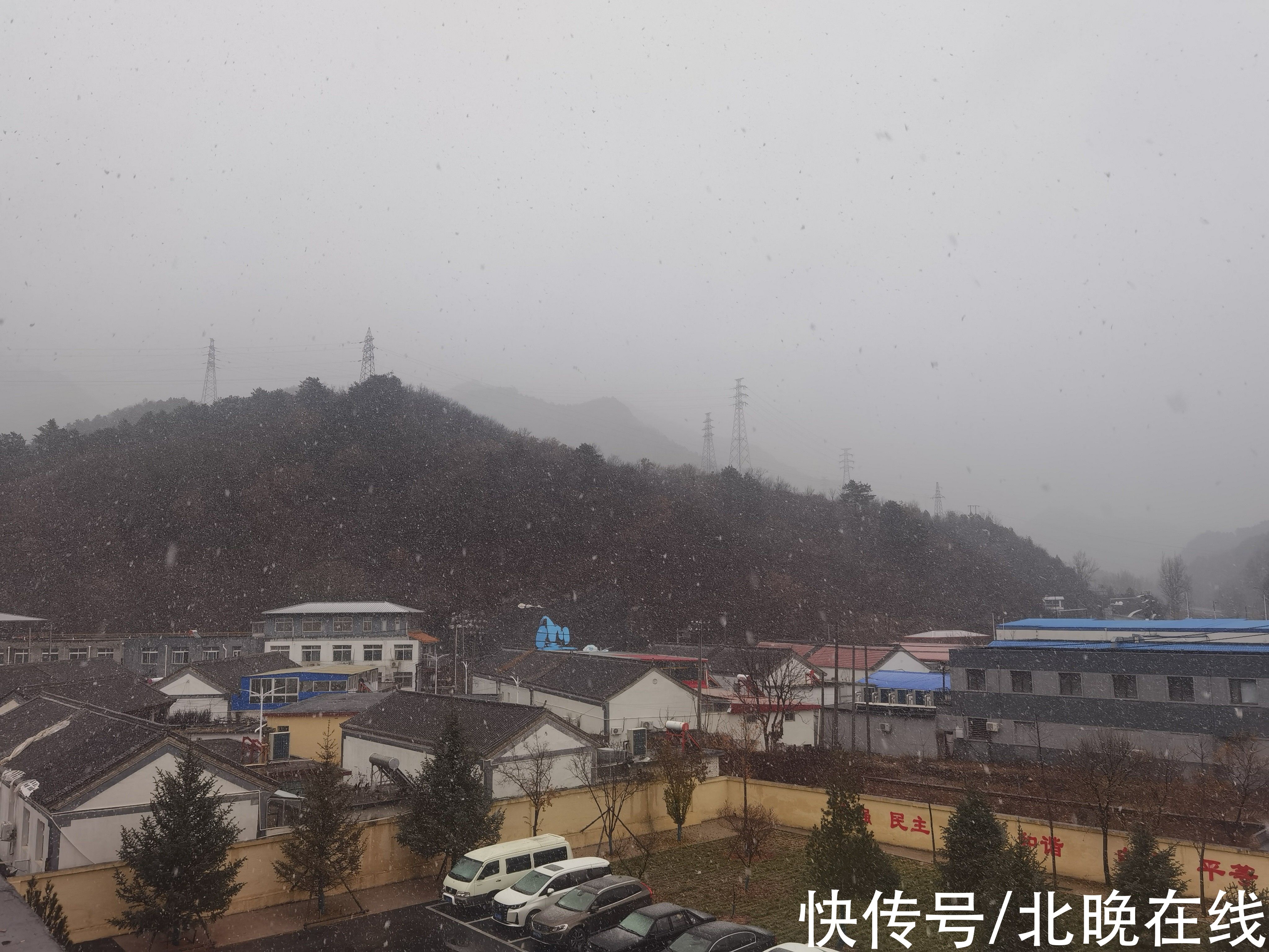 空气能热泵|北京今冬第一场雪来了！怀柔琉璃庙雪花飘洒而下