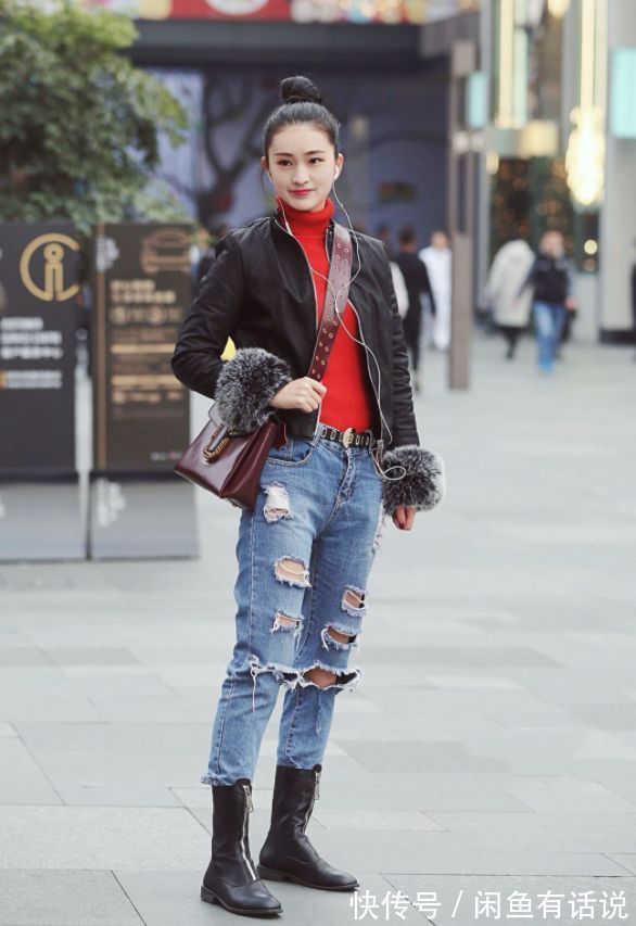 搭配 入冬后火了一种新搭配:叫“上身贵妇+下身村姑”,明星也这么穿