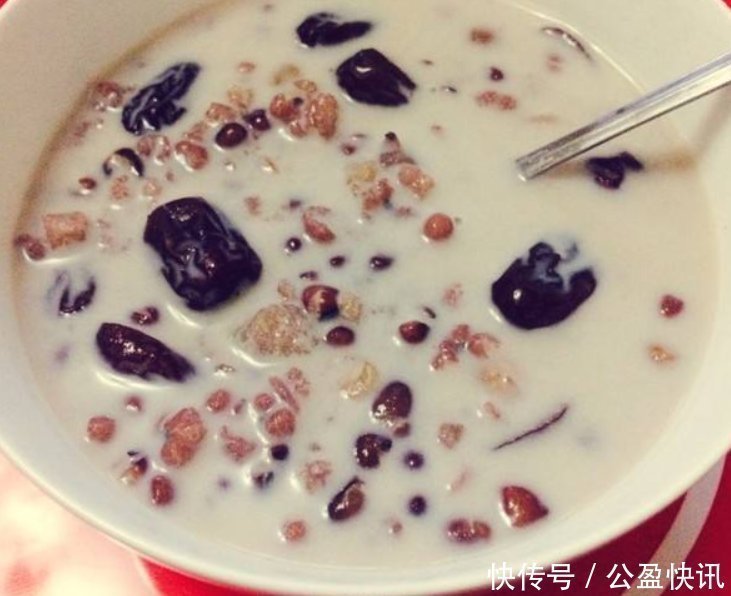 女生|女生坚持“空腹”吃3物,减肥就像开了挂,美颜甩脂,体重蹭蹭降