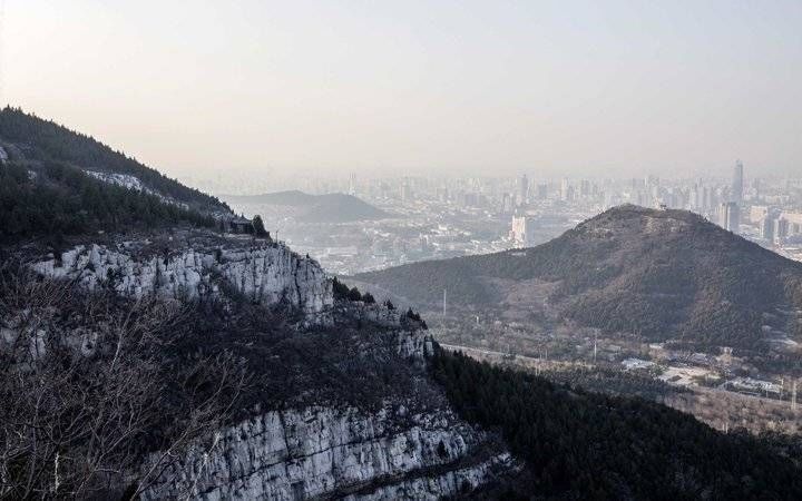 泉城|济南市区最高山佛慧山，千米画廊尽览泉城风光