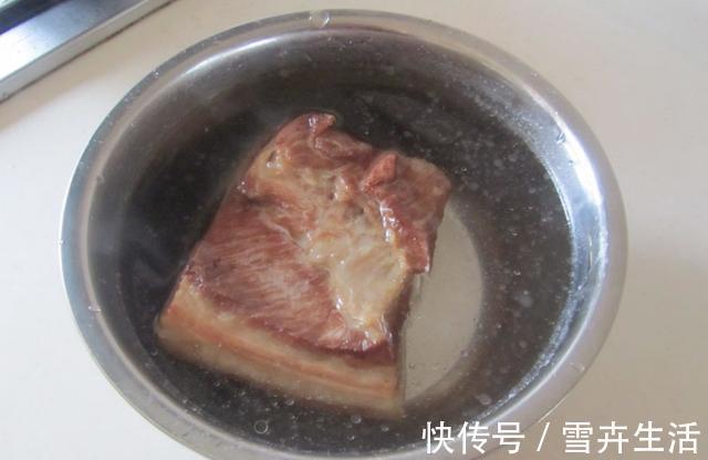 扣肉|过年必不可少的硬菜！一招教你这样做扣肉，好吃不腻，待客倍有面