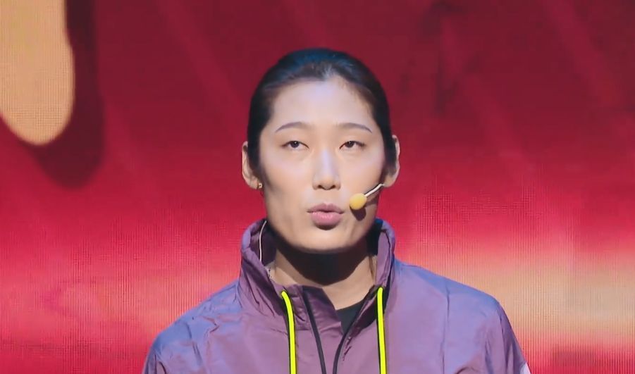 留洋时光|朱婷直言怀念留洋时光!透露家人未催婚,目标还要再打2届奥运会