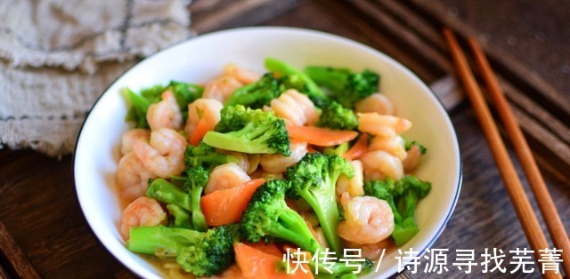 西蓝花|开学了,多给孩子吃点虾,分享4种好做法,鲜香味美,孩子喜欢吃!