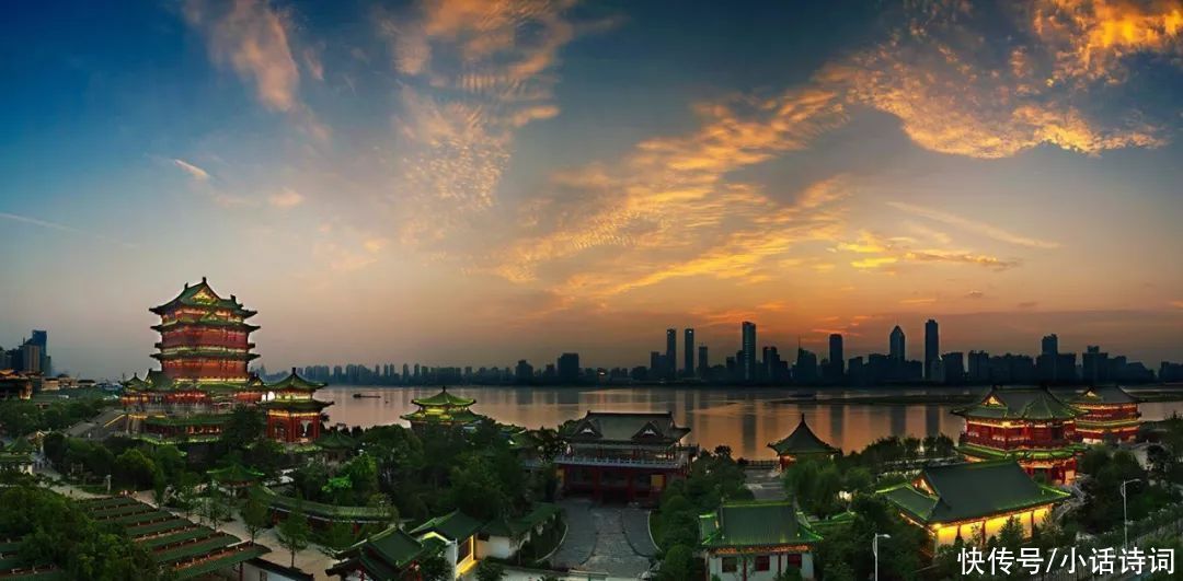 秋水|落霞与孤鹜齐飞，秋水共长天一色：王勃的《滕王阁序》好在哪里？