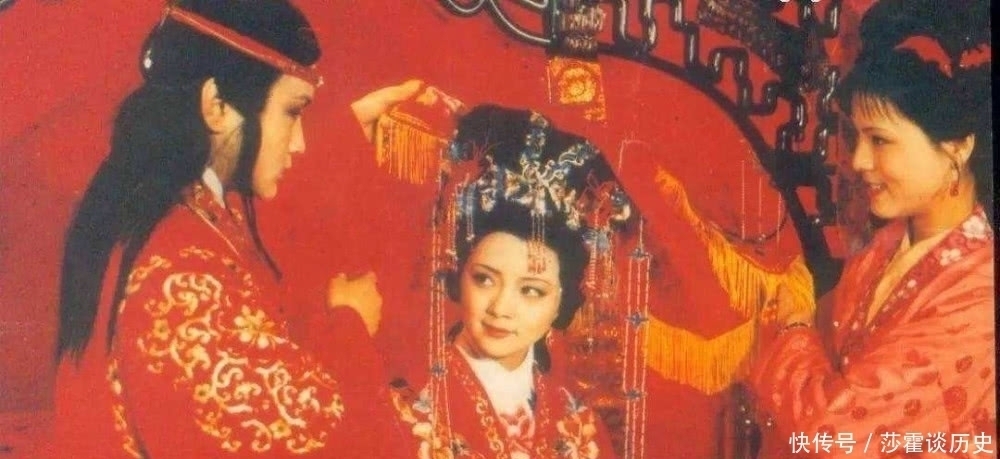 情场|薛宝钗、林黛玉在情场上“战术”对比注定宝钗取得胜利