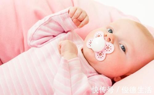 家长|宝宝3岁前,这3样东西要戒掉,家长可不能心软