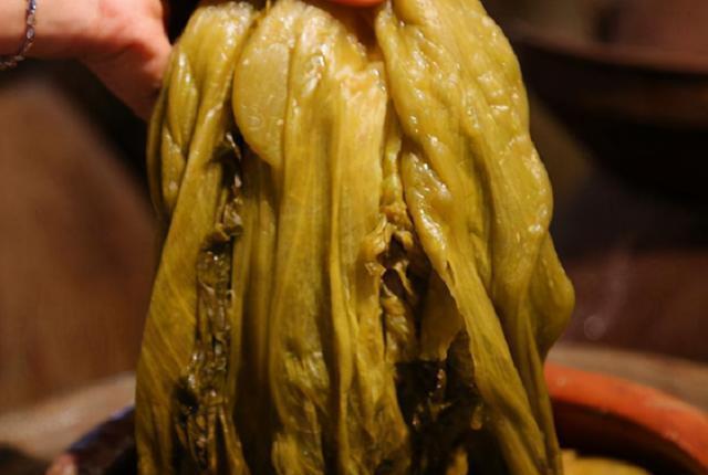 要点|腌酸菜,牢记3要点,腌出的酸菜耐放不发霉,酸爽香脆口感超棒