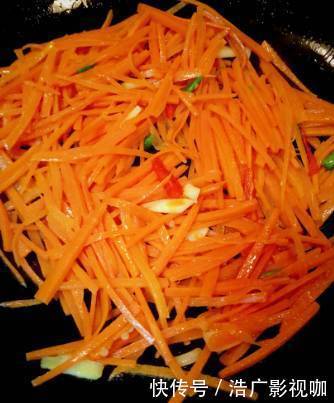  好吃|胡萝卜最好吃的做法，简单又营养，连挑食的孩子都能吃一盘！