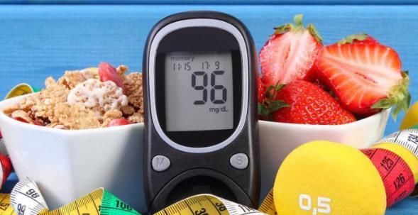 慢性疾病|血糖总是控制不好?其实并不难,牢记2个心得,血糖更平稳