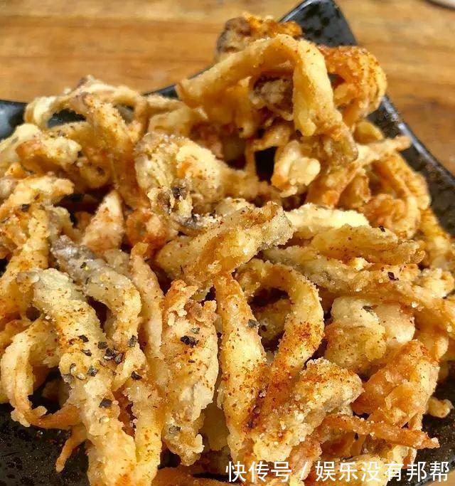辣椒粉|快手椒盐酥脆炸蘑菇,只需3个步骤!手残党肯定也能驾驭的了!