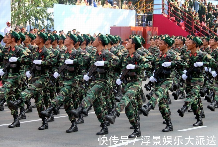 小中华#模仿中国最成功的国家,武器军服都是中国制造,简直就是翻版中国