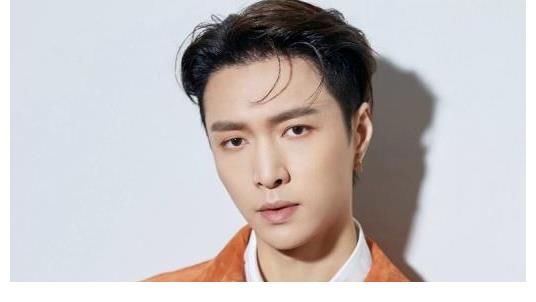 团夜|《披荆斩棘的哥哥》成团夜被曝改录播，结果或泄露，张艺兴遭排斥