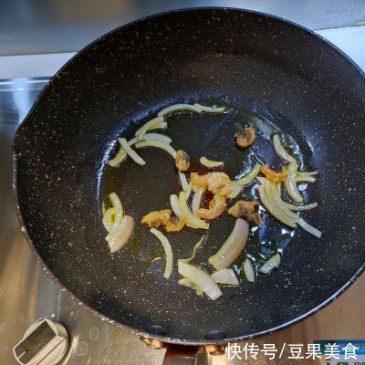 番茄|第一次做番茄大白菜汤就一致好评,从此做菜就有了自信