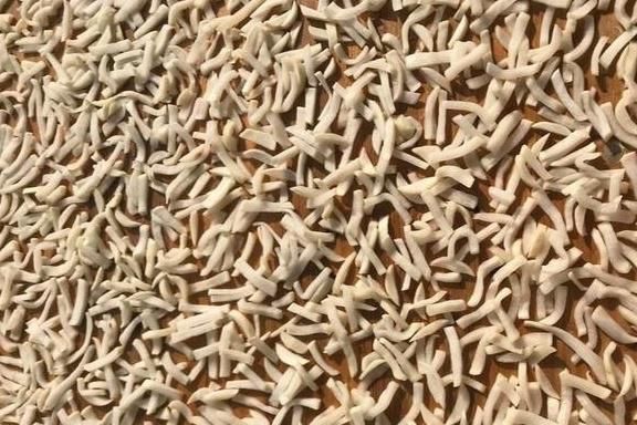 这5种蔬菜晒干后,比新鲜的还好吃,冬天炖肉很香,放一年都不坏