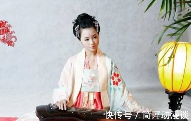 女儿$八岁女儿随口吟出两句诗，父亲就断定女儿会沦落风尘，果然应验