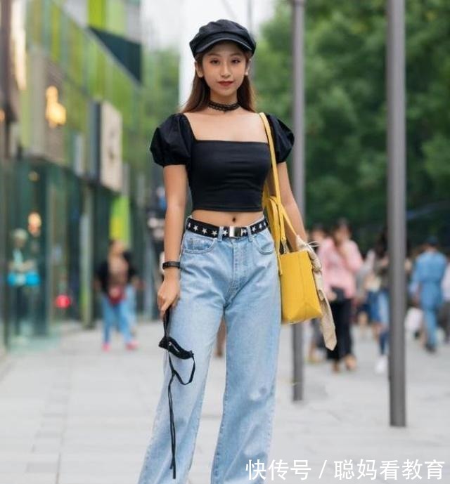 风格 深绿色西装外套搭配黑色打底衫,温婉柔顺,淑丽姣好!