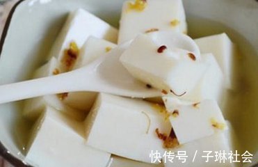 蜂蜜|多吃蜜蜂能促进长寿,但蜜蜂和它吃会耳聋,大多数人经常这样吃!