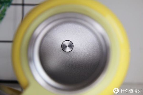 大宇彩虹杯,让你更从容地喝上干净的热水