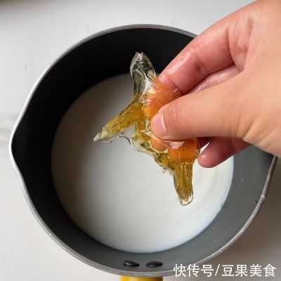 牛奶50g|入口即化??超简单、无需烤箱｜芒果牛奶布丁