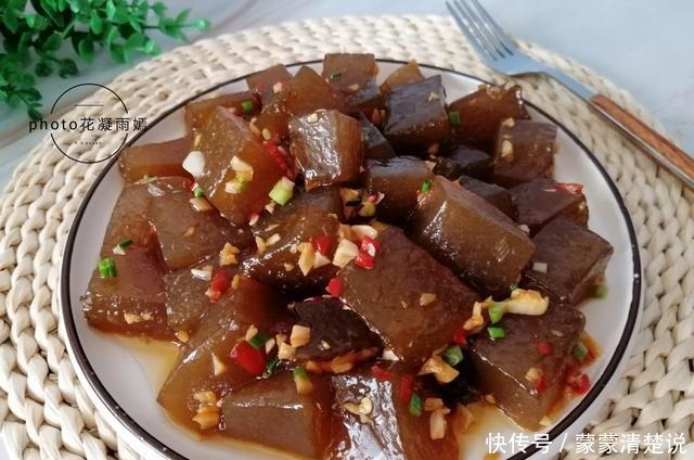 天热,我家这菜一周吃6次,冷热均可,Q弹劲道,怎么吃都不腻