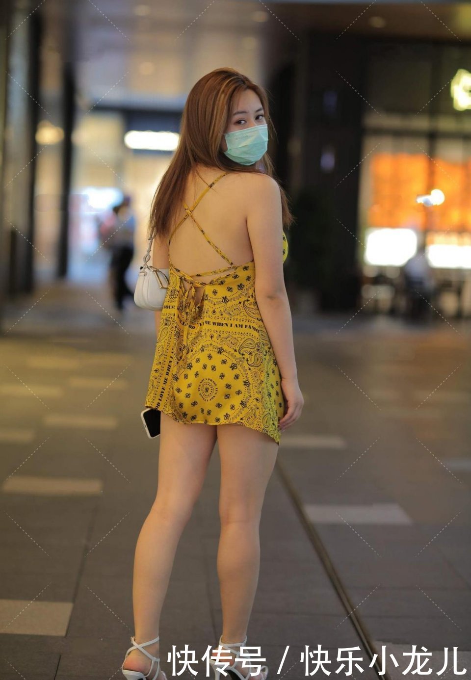 打扮|十分的温柔，九分的精明，这位美女的打扮我给190分，绝没看错人
