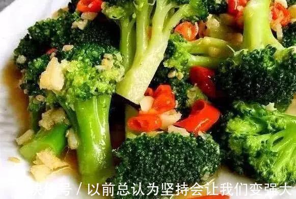 一碗米饭绝对不够吃的下饭菜，蔬菜小炒的做法，味道棒棒的！