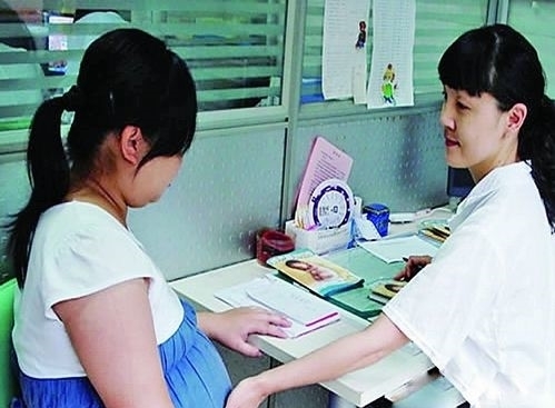 超声波|天生唇裂女子整容后怀孕 医生建议打掉,她却做了一个惊人的决定