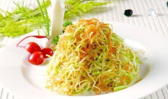 腊肉|无论男女,都要多吃这道菜,男人身体强壮,女人皮肤好