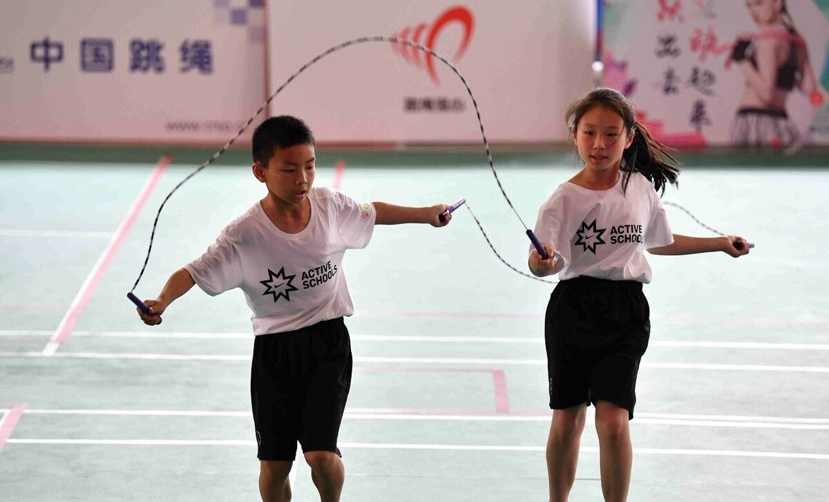 发育|孩子身体发育的关键期,多做这些运动,帮助孩子长高