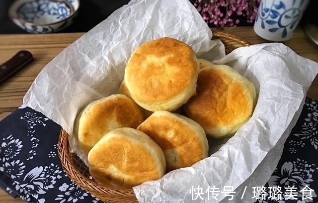 苹果新吃法，香甜酥软，做法简单，一口平底锅就能轻松搞定