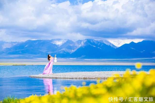 老年|在新疆伊犁杏花香雪里,等待杏花微雨中遇见你,从此一眼千年