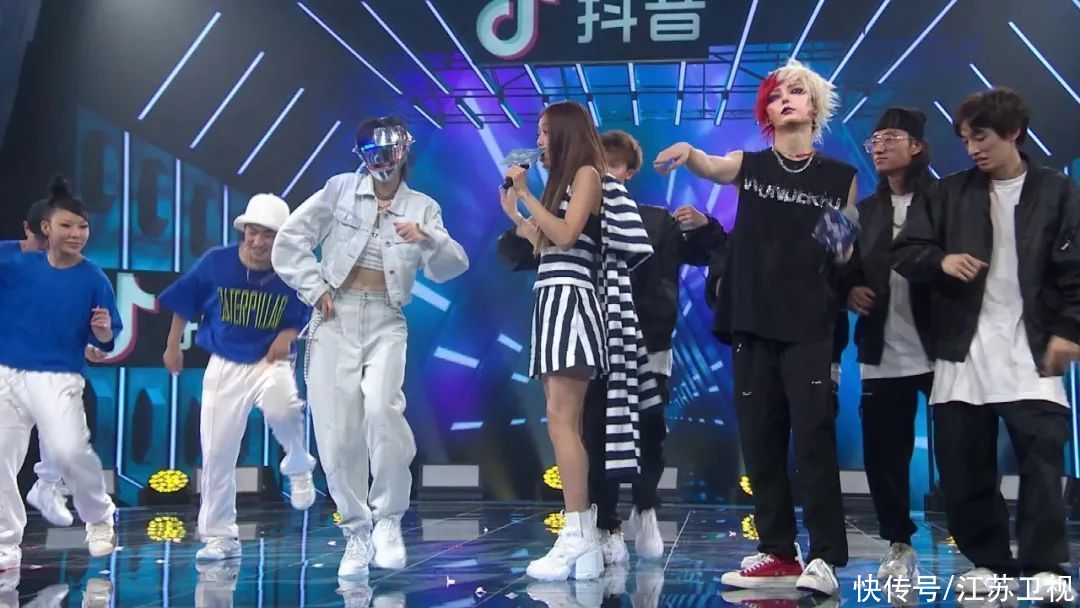 全场|《蒙面舞王》首场淘汰赛结果揭晓，炸裂舞台燃爆全场