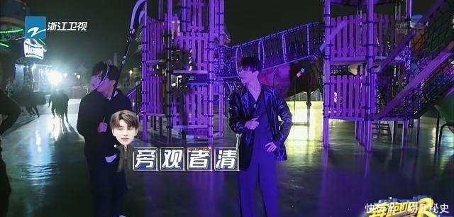 手機|蔡徐坤錄節目玩手機被指不敬業？不忍baby被淘汰暖心提醒還幫忙