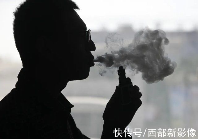 征求意见稿|线上禁售?下单充电盒到手电子烟，电商挂羊头卖狗肉!未成年购买呢?