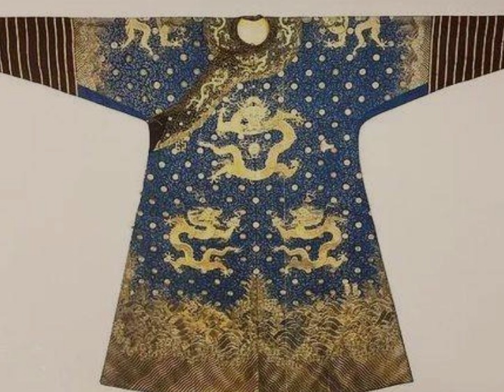 从来不|古代皇帝的龙袍从来不洗,嫔妃是怎么忍受味道的?原来还有这一招