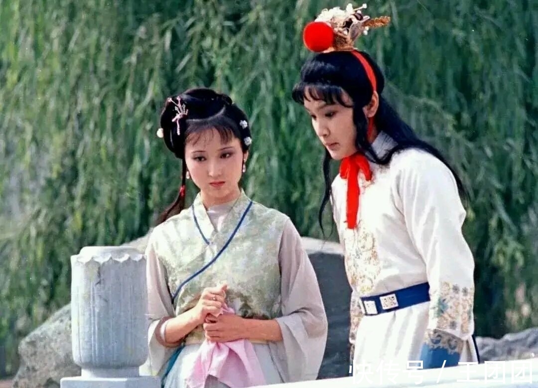 黛玉$《红楼梦》:薛宝钗温婉又善良,到底做错了什么,那么多人讨厌她