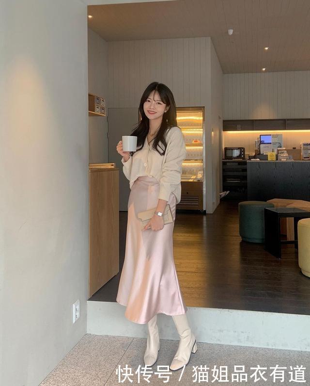 讲究女人都懂，穿衣不能踩这3个“穿搭雷区”，难怪人家穿衣高级