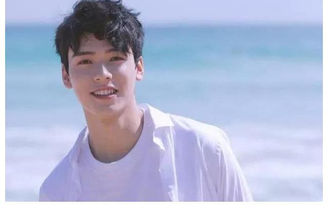 張哲瀚|龔俊退出《中餐廳5》“她”難辭其咎，新綜藝備受歡迎