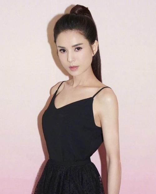 扎马尾|扎马尾别犯这4个错误,不然会变得很像村花,颜值再高也白搭