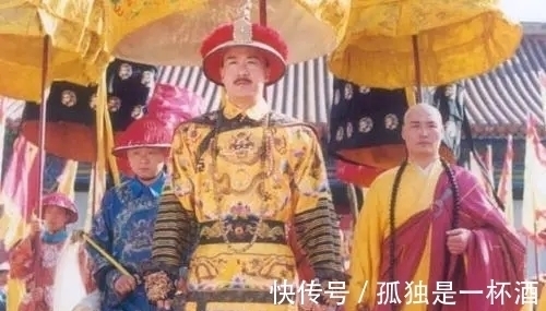 乾隆&经典上联:“心上心下都忐忑”,下联一出更是绝妙