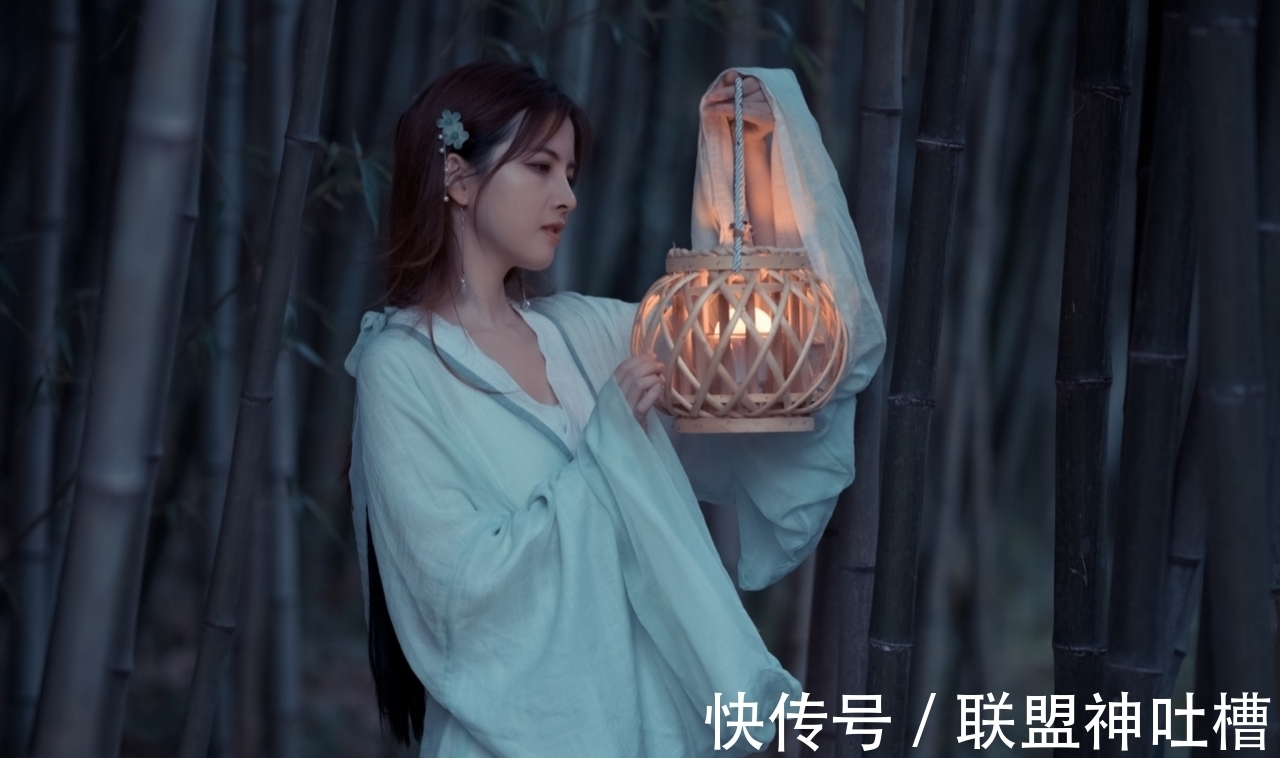 鸣龙$诗·十首丨万树桃花伤落泪,千江碧水倒悬峰