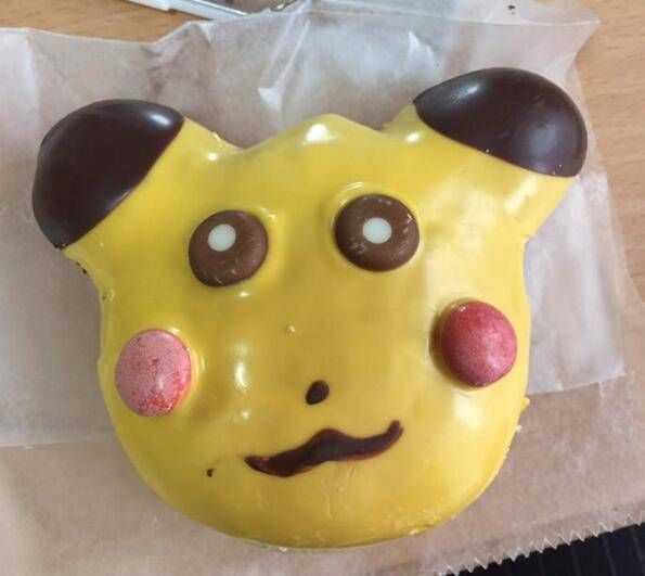 日本|图片仅供参考!日本网友买了皮卡丘甜甜圈,回家后直接吓哭