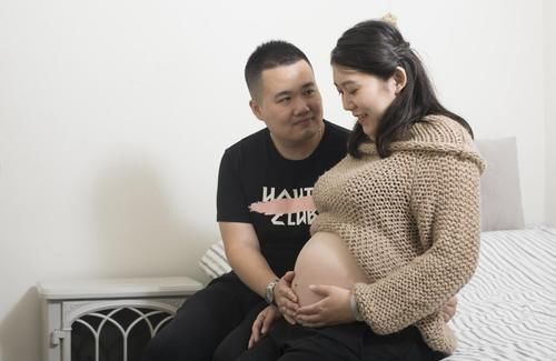 胎儿|同样怀孕，为啥有的人怀孕8个月都不显怀，而有的3个月就显怀？