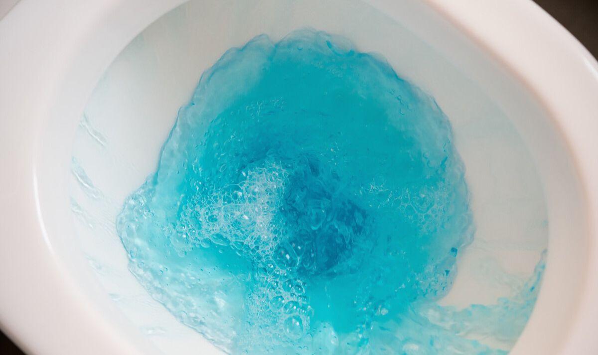 堵塞|马桶销售:马桶,别买太贵的,选对这几个方面,买500元的就够用