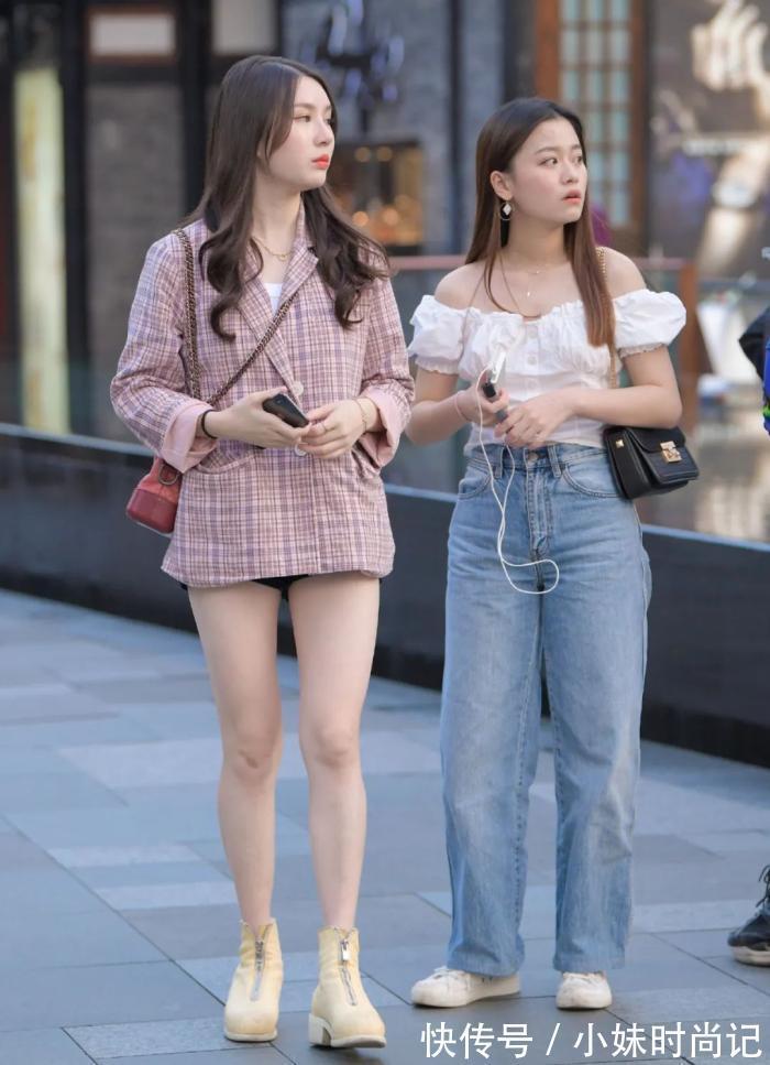 美女 街拍美女:皮肤白皙美丽的颜值美女,粉色西装外套和潮流短裤,清纯美丽