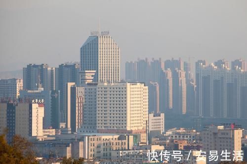 买房|买房不能光图便宜,宁可房子面积小一点,也不能碰这3种贬值房