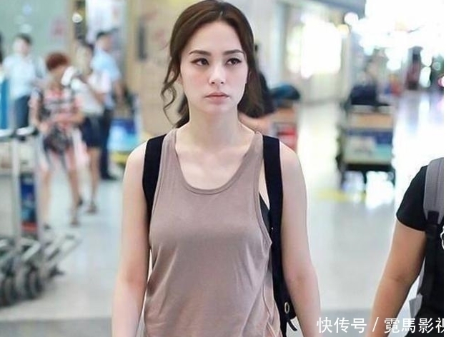 39岁阿娇不一般“男人汗衫”也能穿出凹凸感,这身材实在抢风头