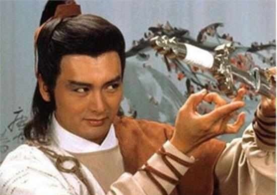 任盈盈！金庸把这个反派写的太光彩夺目，无法收场，只能让他一死了之