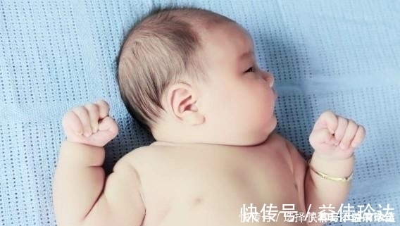 爸妈|宝宝憋气使劲、手脚乱蹬是啥原因?新手爸妈要了解,附养护建议
