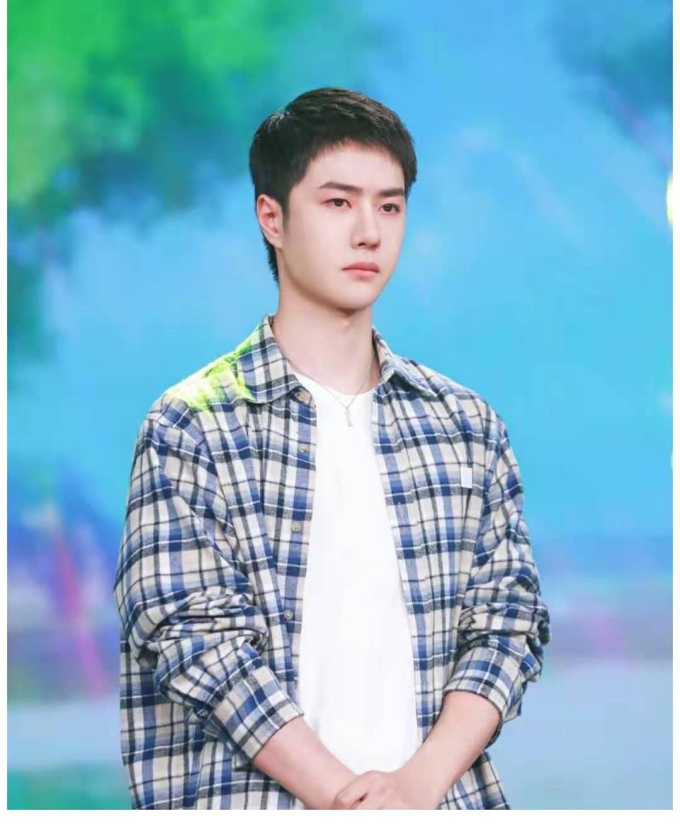 摩托賽|王一博《我的時代和我2》：不煽情，不鼓動，不賣慘，卻讓人淚目